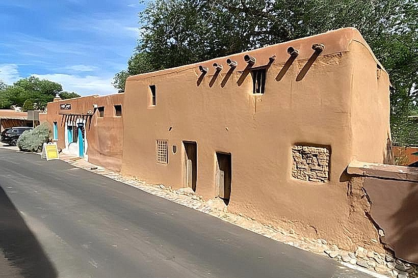 De Vargas Street Historic District
