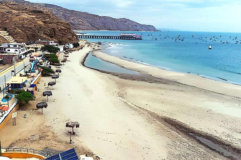 Cabo Blanco Beach