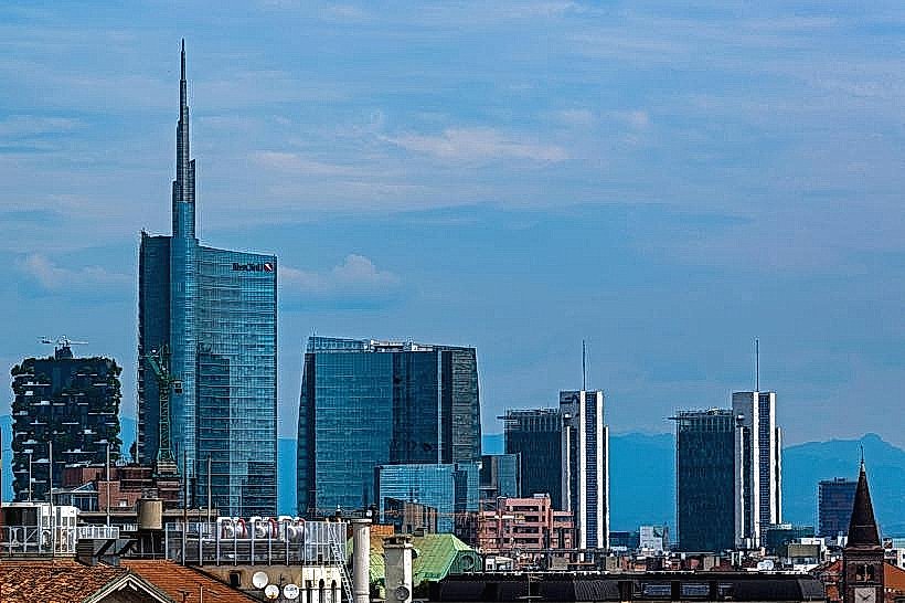 Porta Nuova District