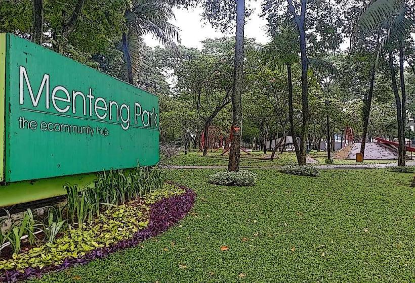 Парк Ментенг (Taman Menteng)