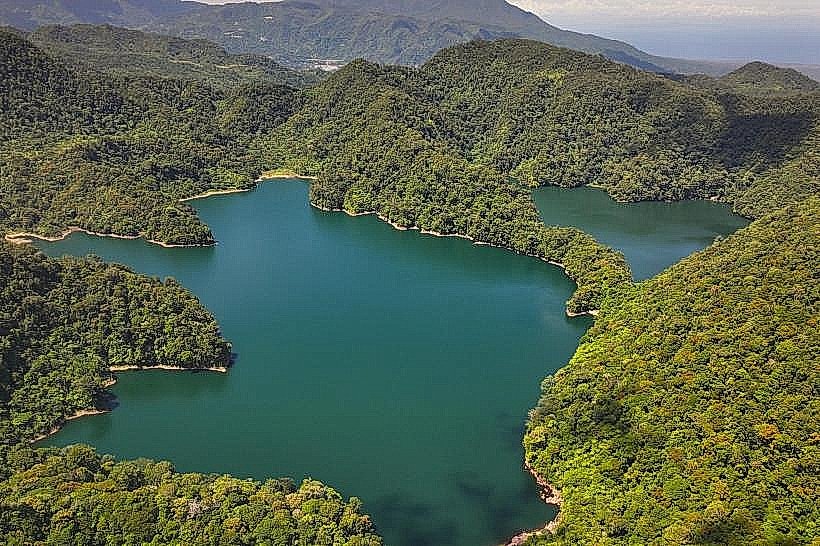 Balinsasayao Twin Lakes Natural Park