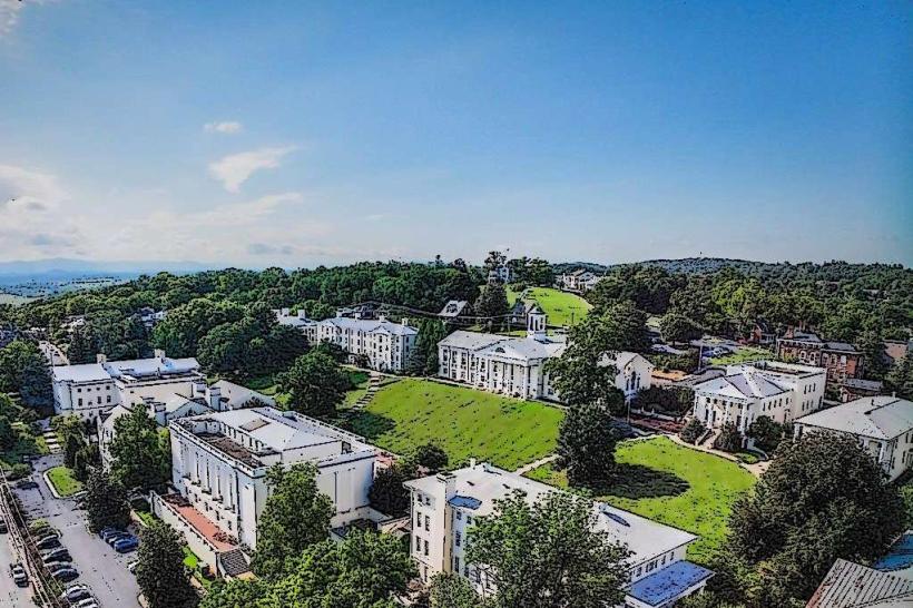 Mary Baldwin University