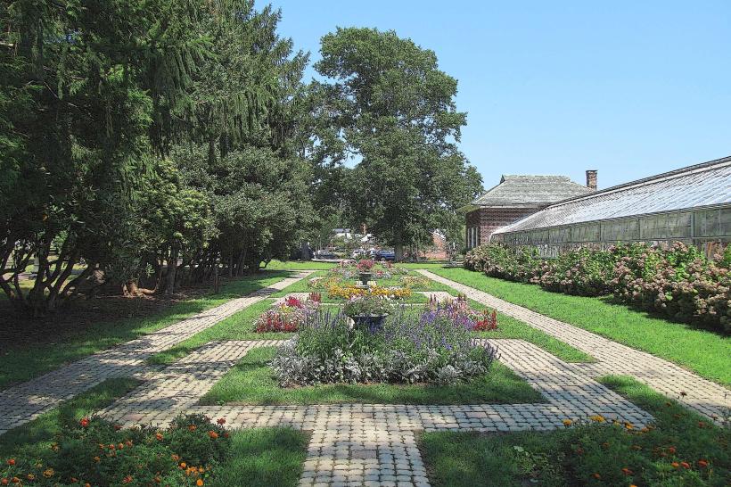 Buttonwood Park