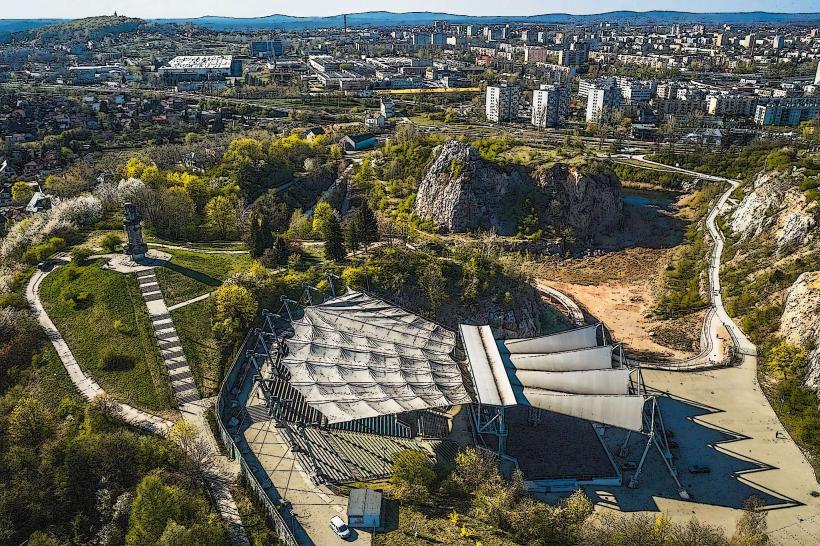 Kadzielnia Amphitheater