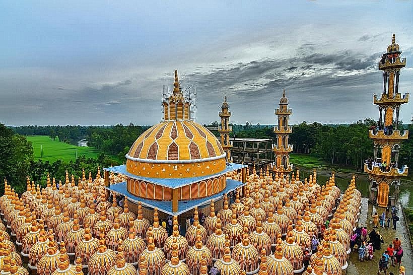 Tangail Central Eidgah