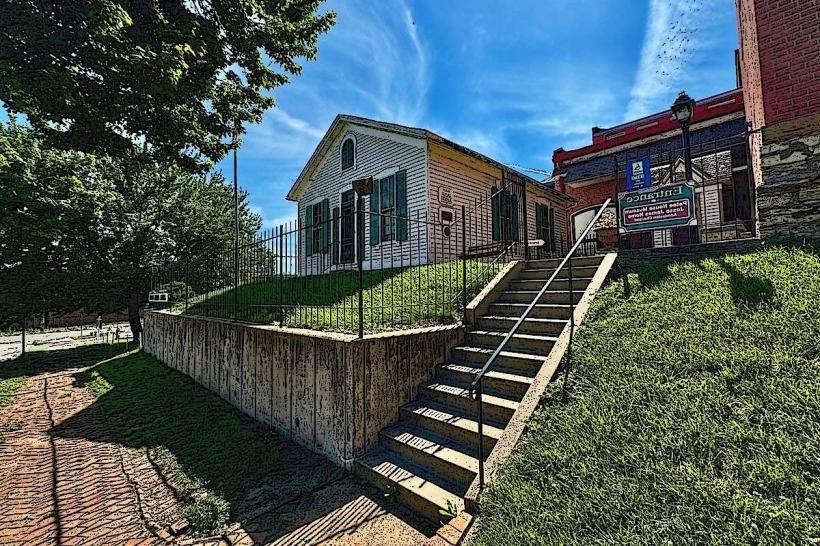 Jesse James Home Museum