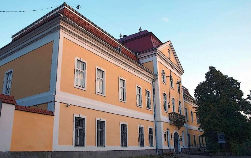 Transcarpathian Regional Art Museum