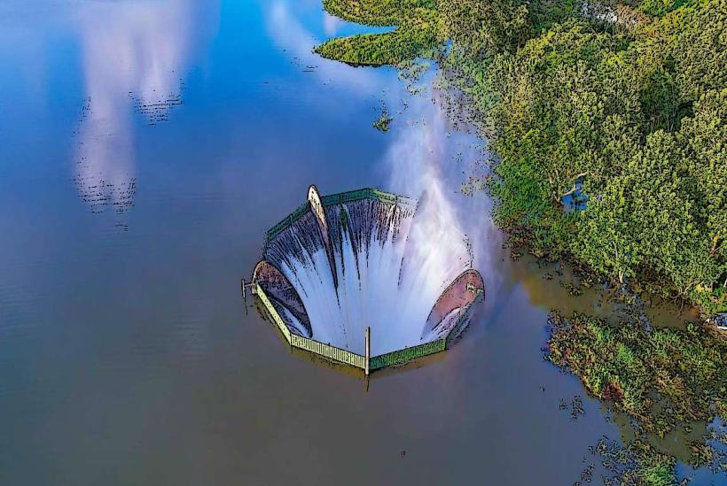 Lago artificial de apanás