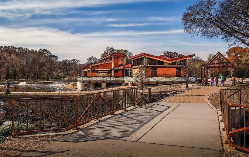 Knoch Knolls Nature Center
