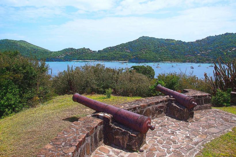 Форт Хамилтън Историческа забележителност в Bequia Общ преглед Местоположение Bequia