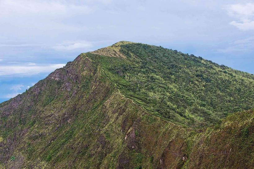 Mount Rungwe Вулканичен гигант на Танзания Въведение Mount Rungwe е