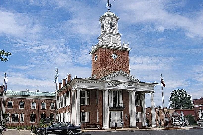 Sussex County Courthouse