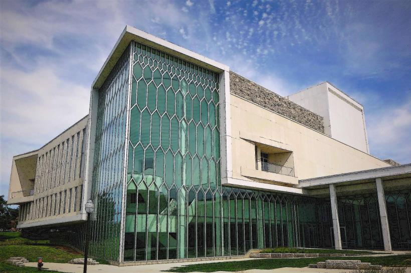 Moss Arts Center