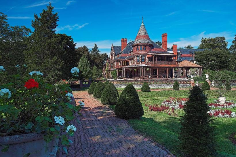Sonnenberg Gardens & Mansion State Historic Park