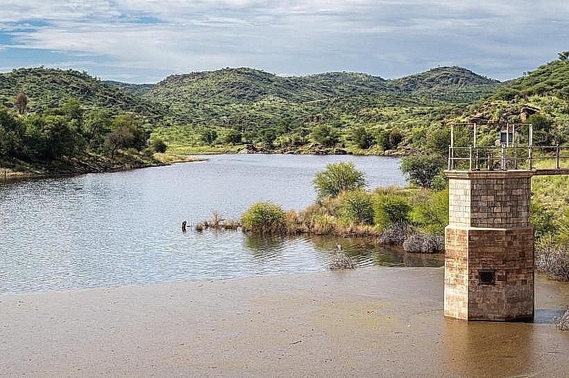 Avis Dam Nature Reserve