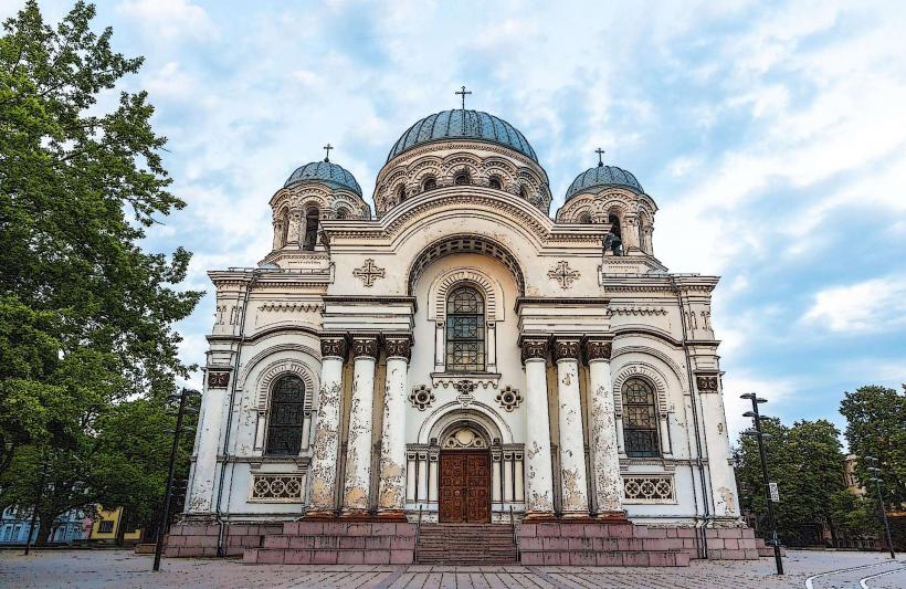 Църква Св. Архангел Михаил