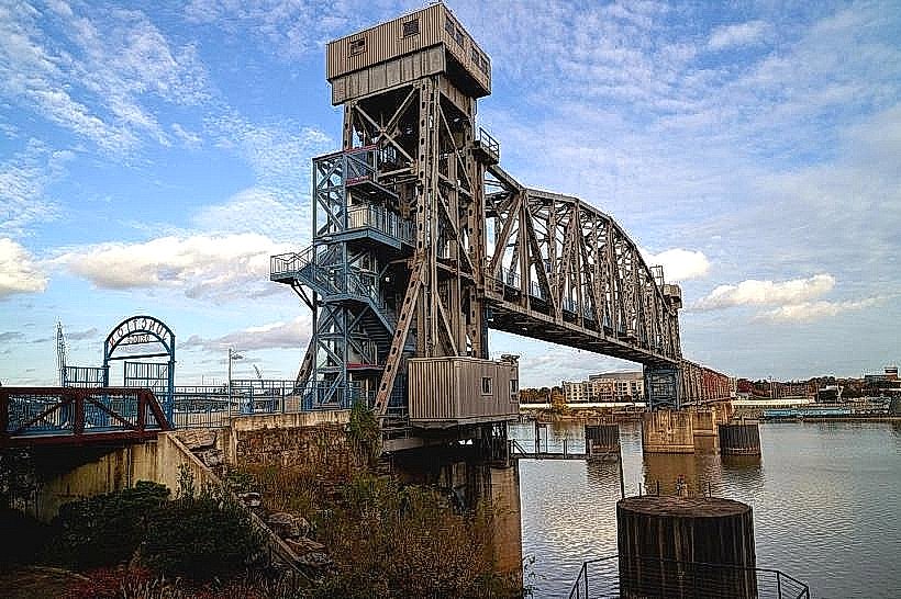 Junction Bridge Pedestrian Walkway