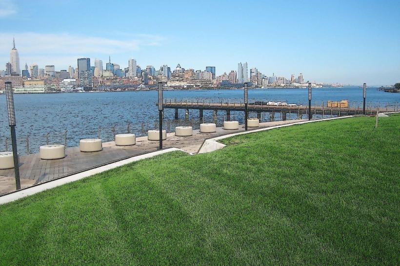 Pier A Park