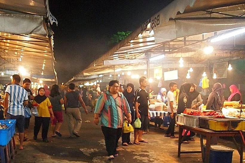 Gadong Night Market (Pasar Malam Gadong)