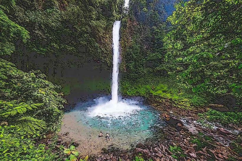 La Fortuna Водопад е зашеметяваща природна атракция разположена в la