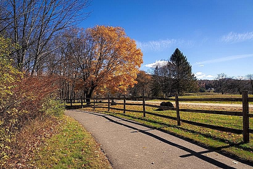 Stowe Recreation Path