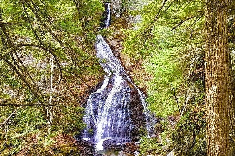 Moss Glen Falls