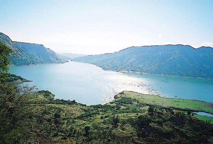 Езерото Пелигре (Lac de Peligre)