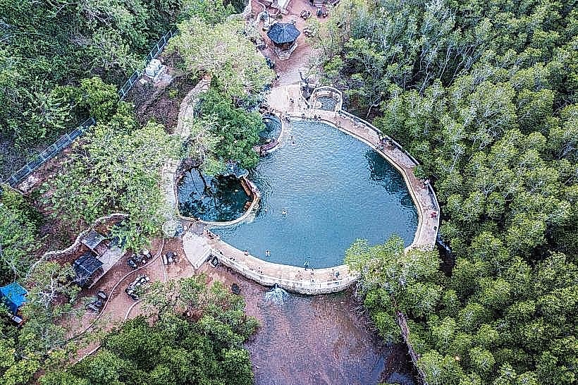 Maquinit Hot Springs