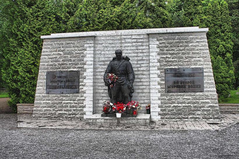 Tõnismägi Memorial